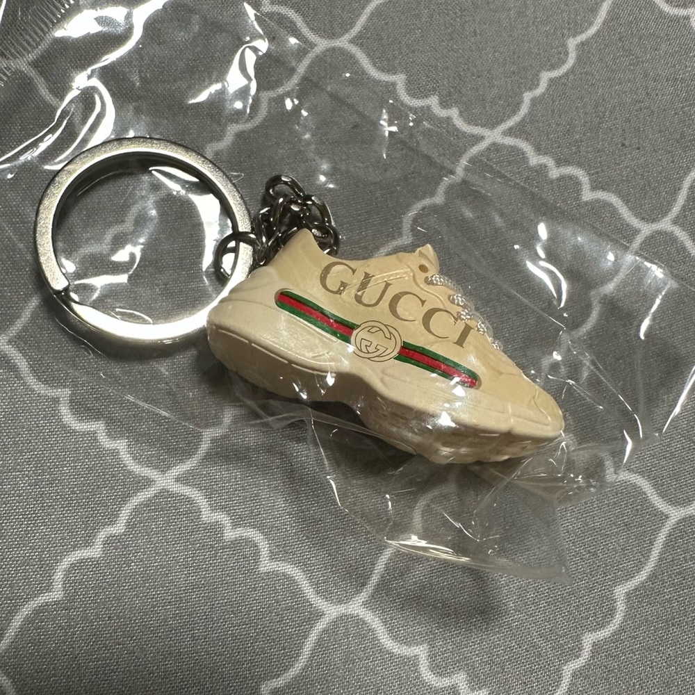 SNEAKERS KEYCHAIN